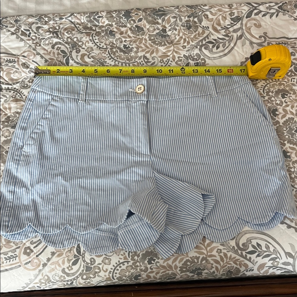 Crown & Ivy Blue High Waist Scalloped Shorts - Picture 4 of 4